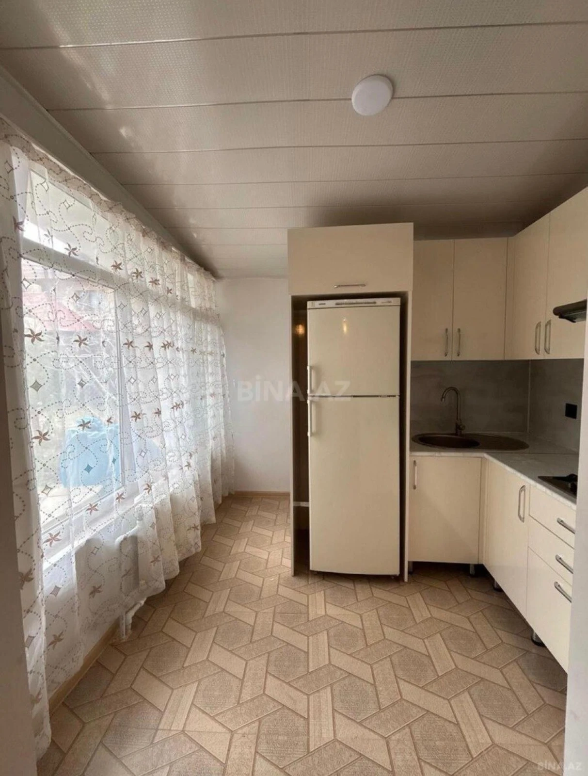 Kirayə verilir 3 otaqlı həyət evi 60 m²