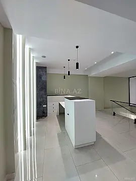 Satılır obyekt 350 m²