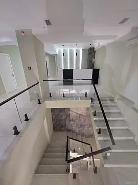 Satılır obyekt 350 m²