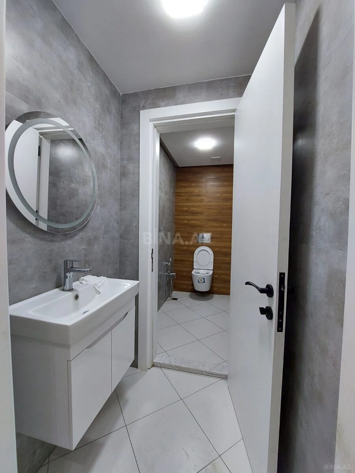 Satılır obyekt 350 m²