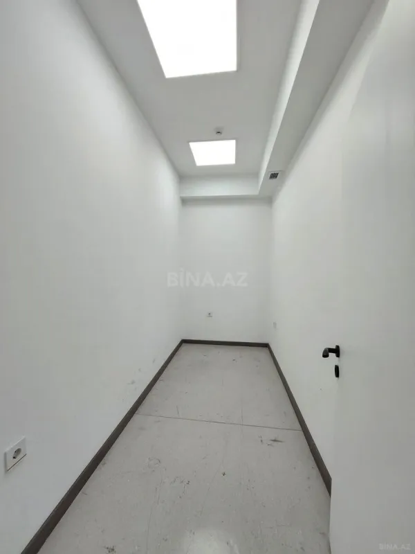 Satılır obyekt 350 m²