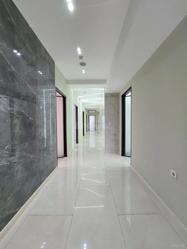 Satılır obyekt 350 m²