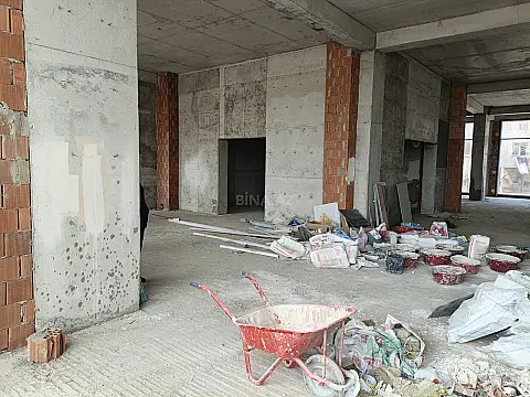 Satılır obyekt 360 m²
