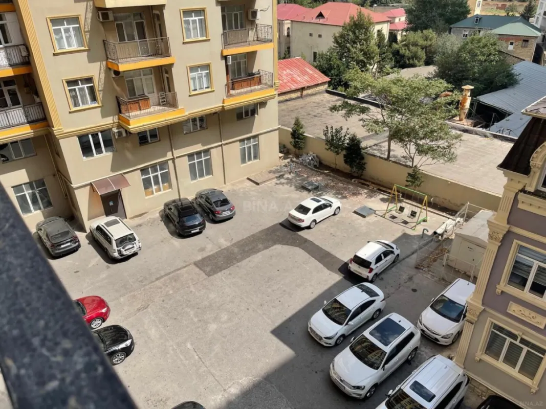 Satılır 2 otaqlı mənzil 100 m²