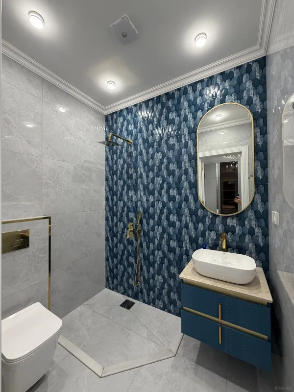 Satılır 3 otaqlı mənzil 132 m²