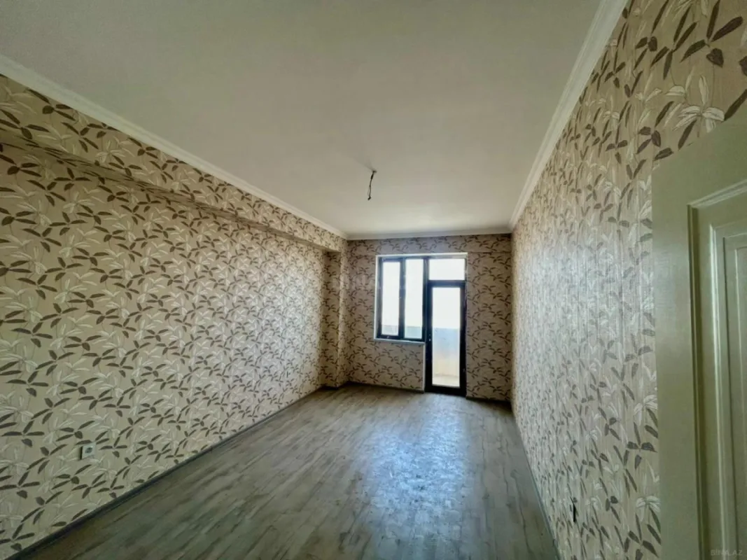 Satılır 3 otaqlı mənzil 155 m²