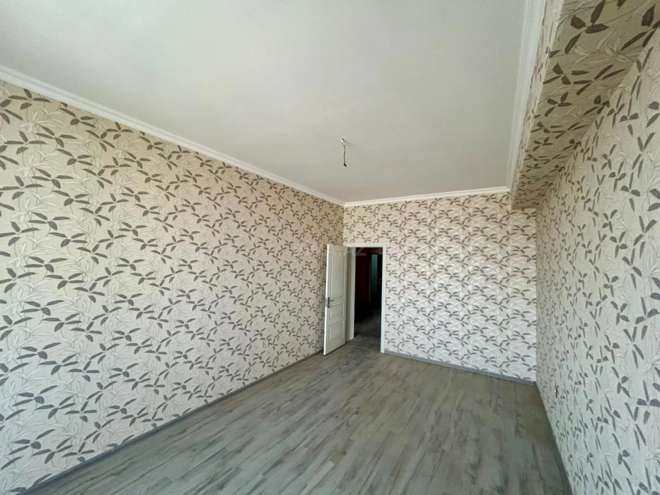 Satılır 3 otaqlı mənzil 155 m²