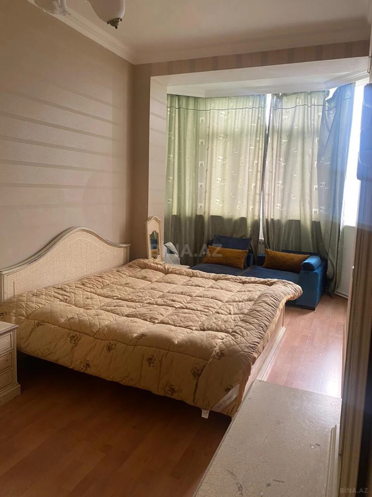 Kirayə verilir 2 otaqlı mənzil 65 m²