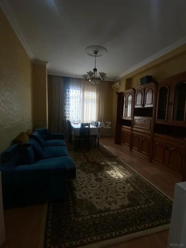 Kirayə verilir 2 otaqlı mənzil 65 m²