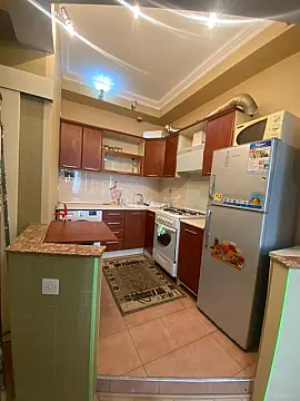Kirayə verilir 2 otaqlı mənzil 65 m²