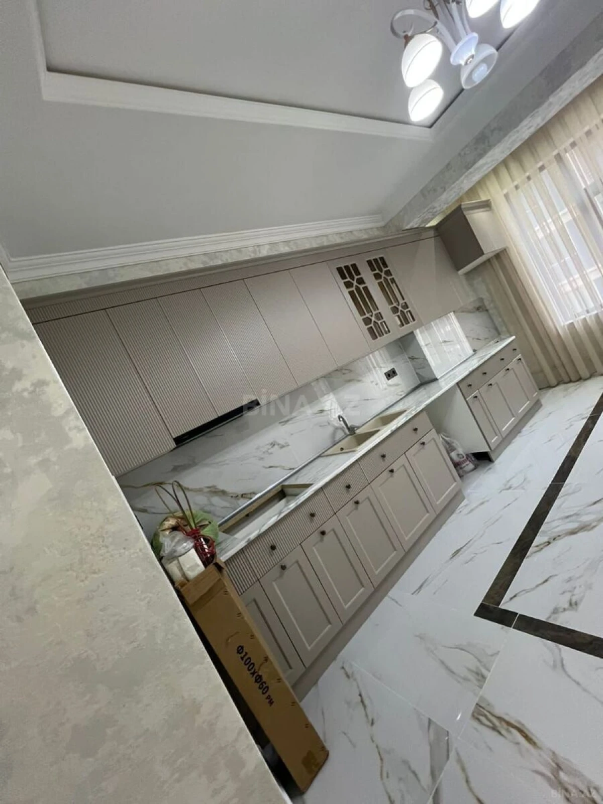 Satılır 3 otaqlı mənzil 103 m²