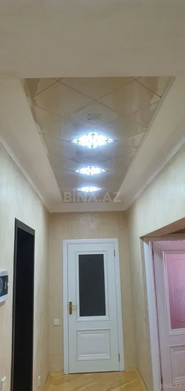 Satılır 3 otaqlı mənzil 103 m²