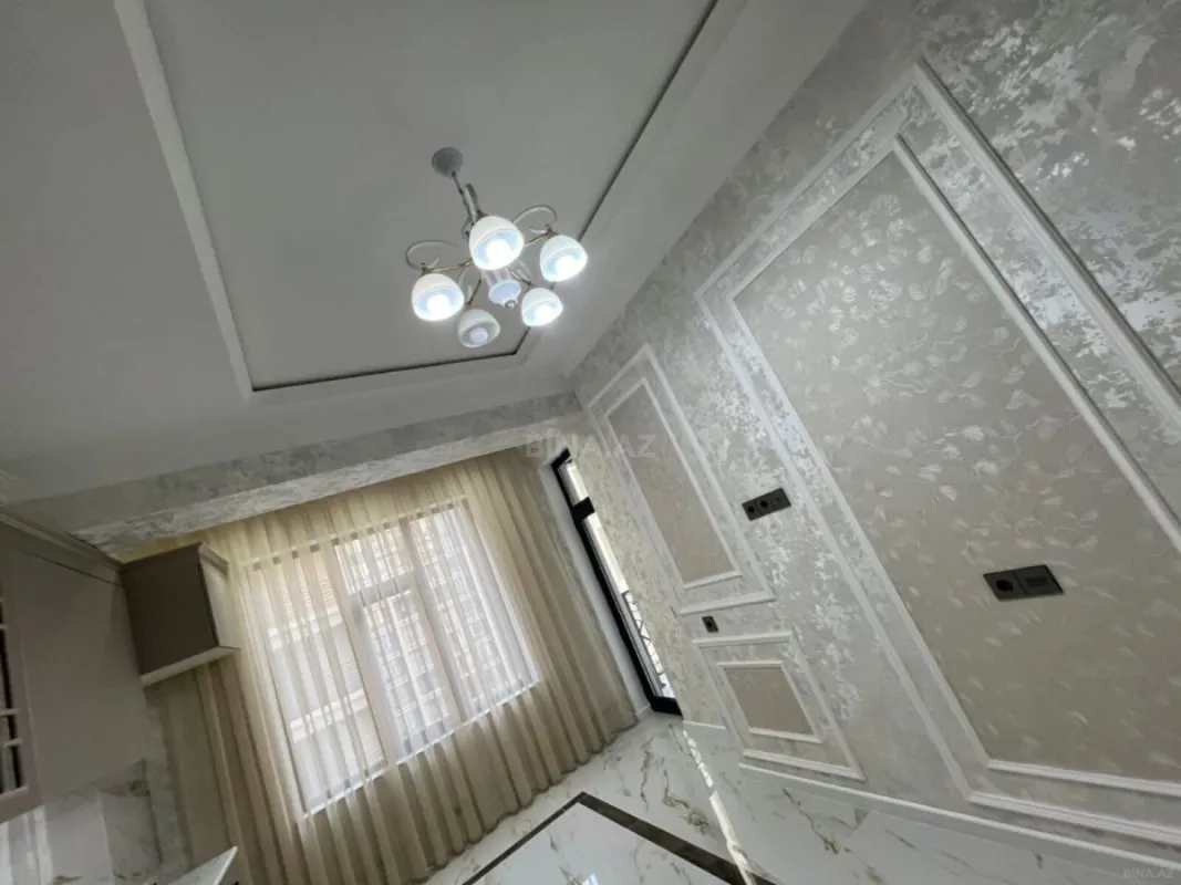 Satılır 3 otaqlı mənzil 103 m²