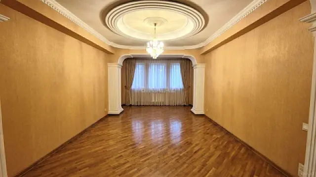 Satılır 3 otaqlı mənzil 130 m² — Bakı, Nərimanov 3 otaq 130.00 m²