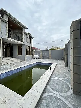 Satılır 6 otaqlı həyət evi 240 m²