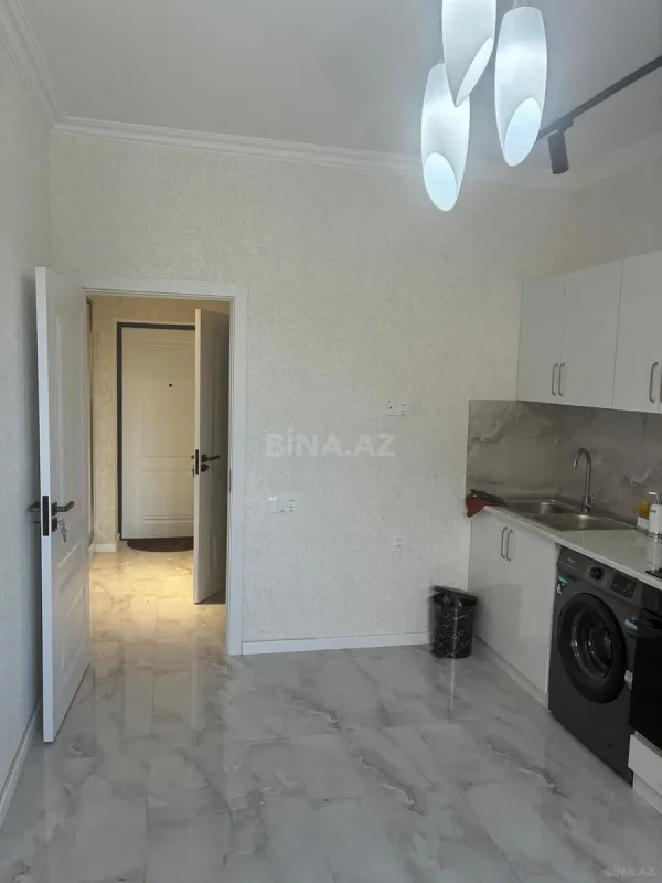 Kirayə verilir 3 otaqlı mənzil 130 m²