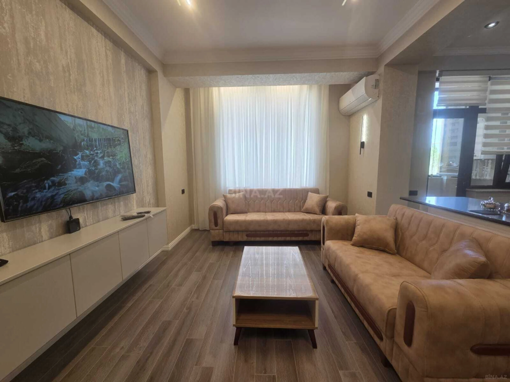 Kirayə verilir 2 otaqlı mənzil 65 m²
