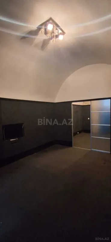 Kirayə verilir 2 otaqlı ofis 40 m²