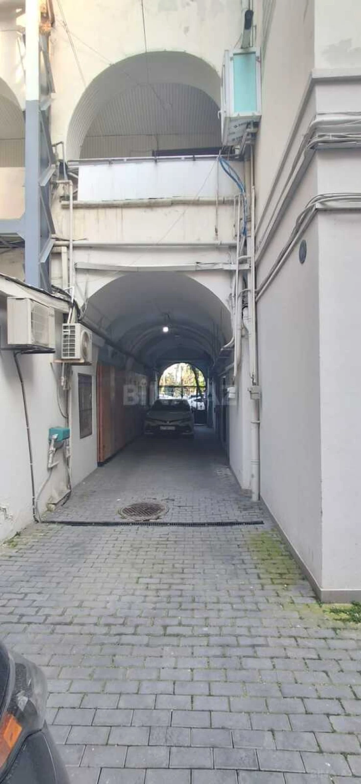 Kirayə verilir 2 otaqlı ofis 40 m²
