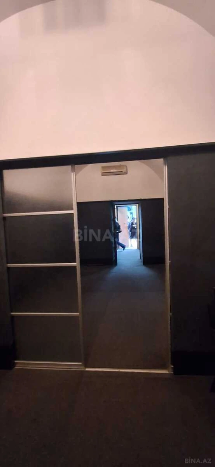 Kirayə verilir 2 otaqlı ofis 40 m²