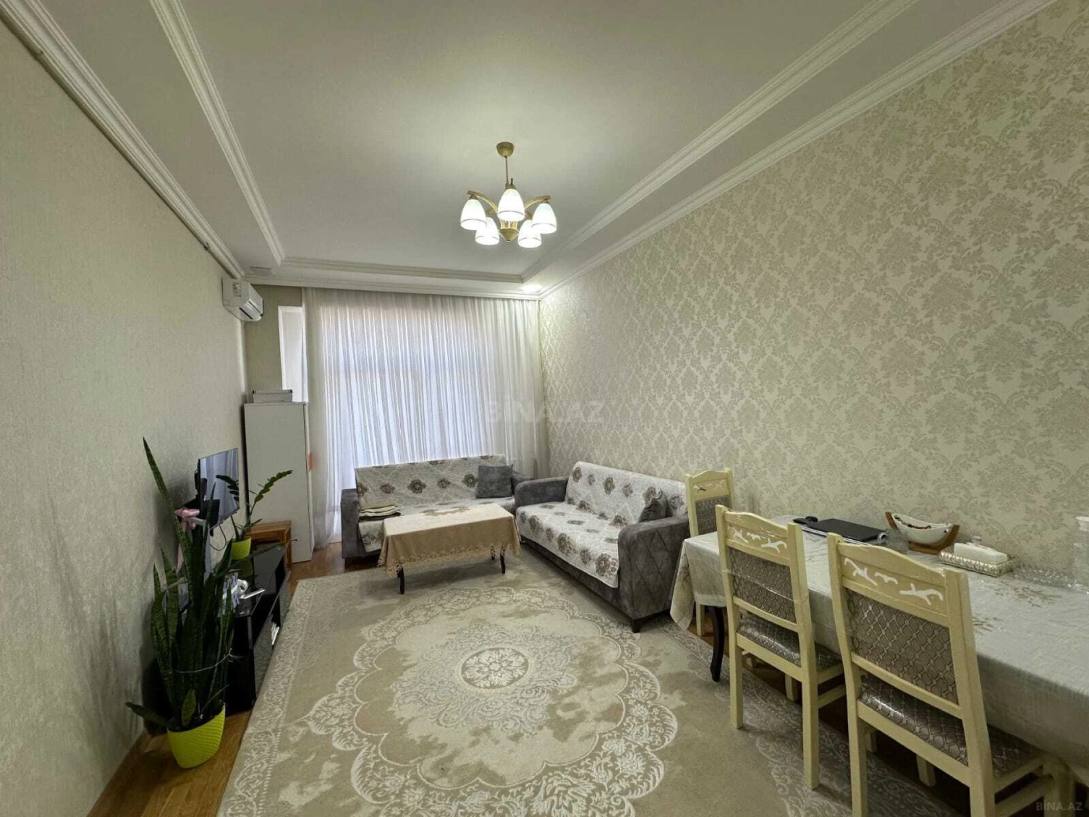 Kirayə verilir 2 otaqlı mənzil 60 m²