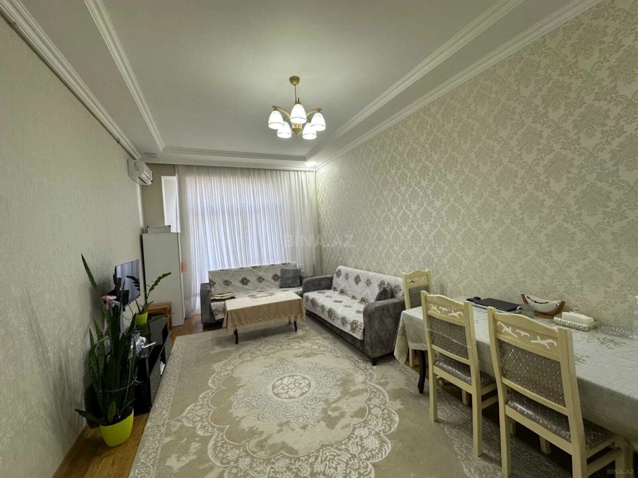 Kirayə verilir 2 otaqlı mənzil 60 m²