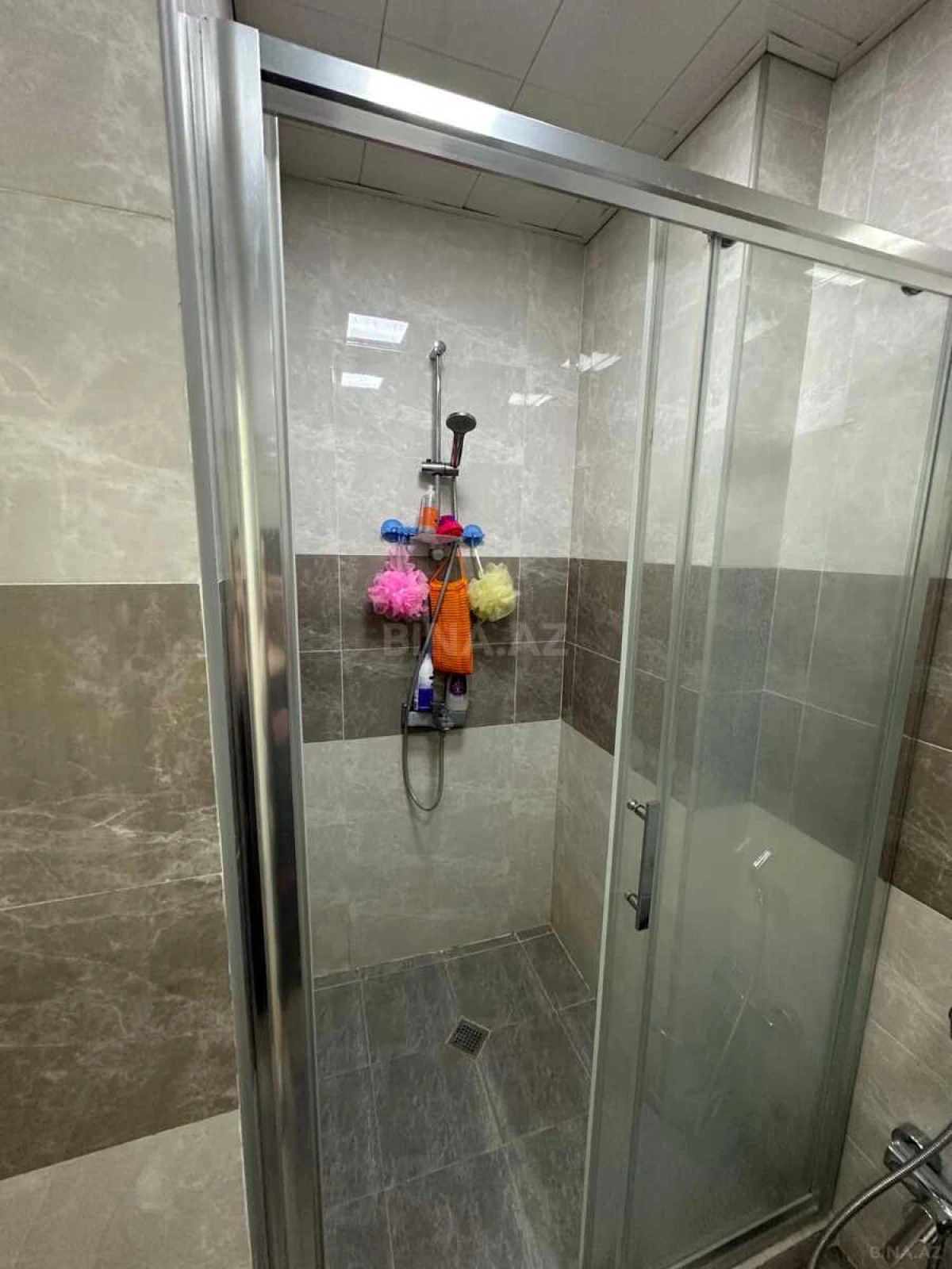 Kirayə verilir 2 otaqlı mənzil 60 m²