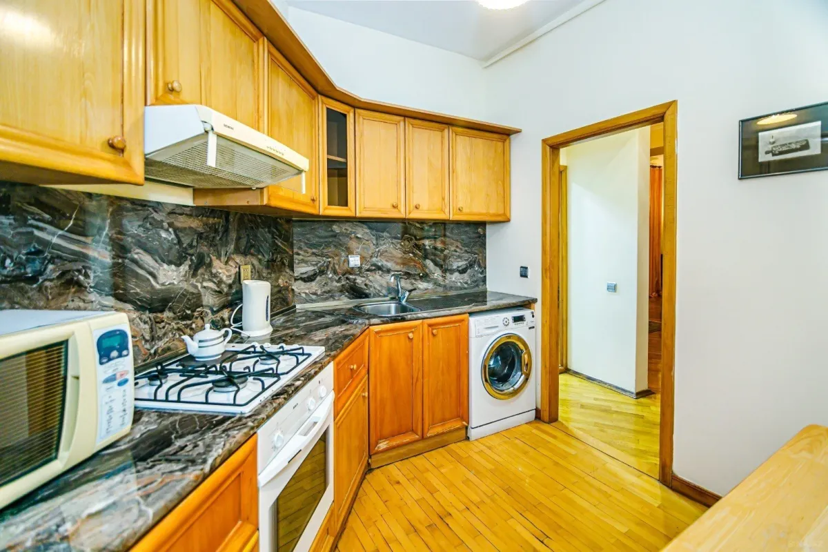 Kirayə verilir 2 otaqlı mənzil 55 m²