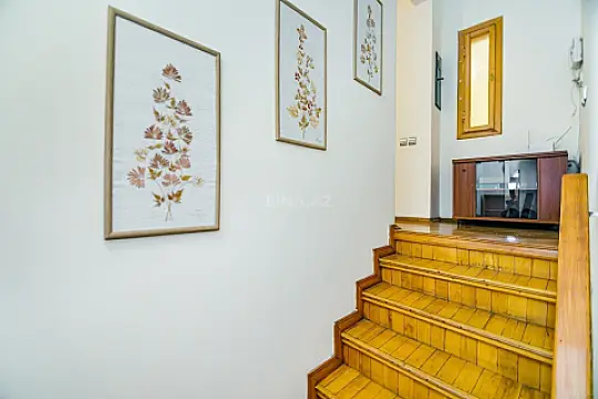 Kirayə verilir 2 otaqlı mənzil 55 m²