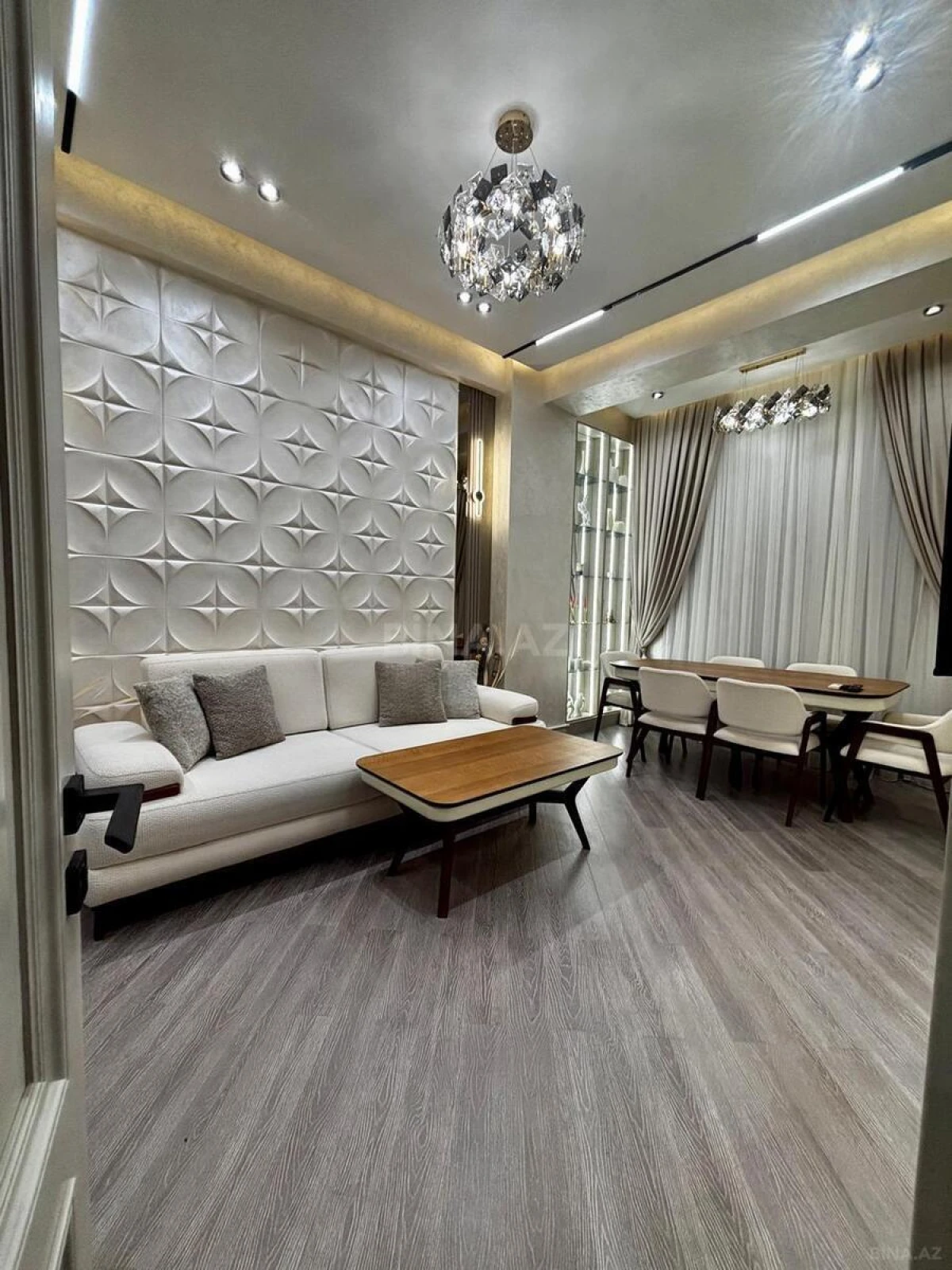 Kirayə verilir 2 otaqlı mənzil 61.7 m²