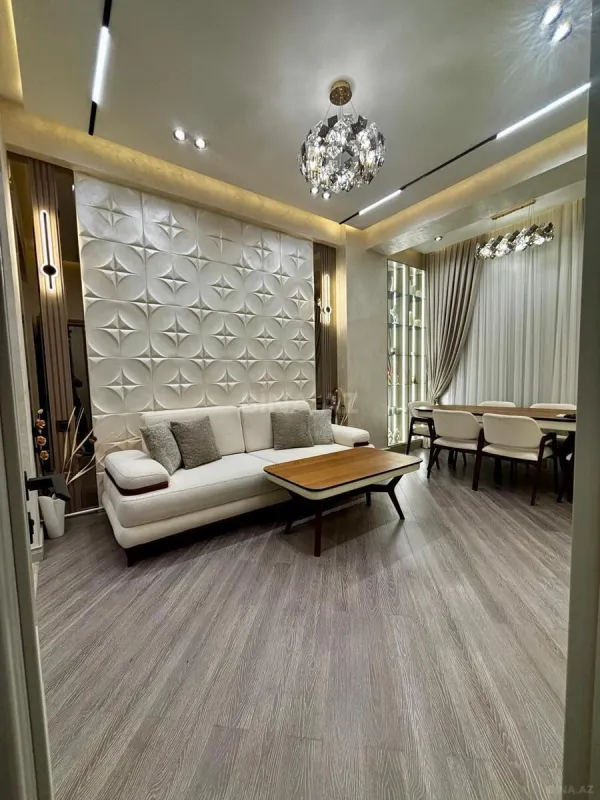 Kirayə verilir 2 otaqlı mənzil 61.7 m²
