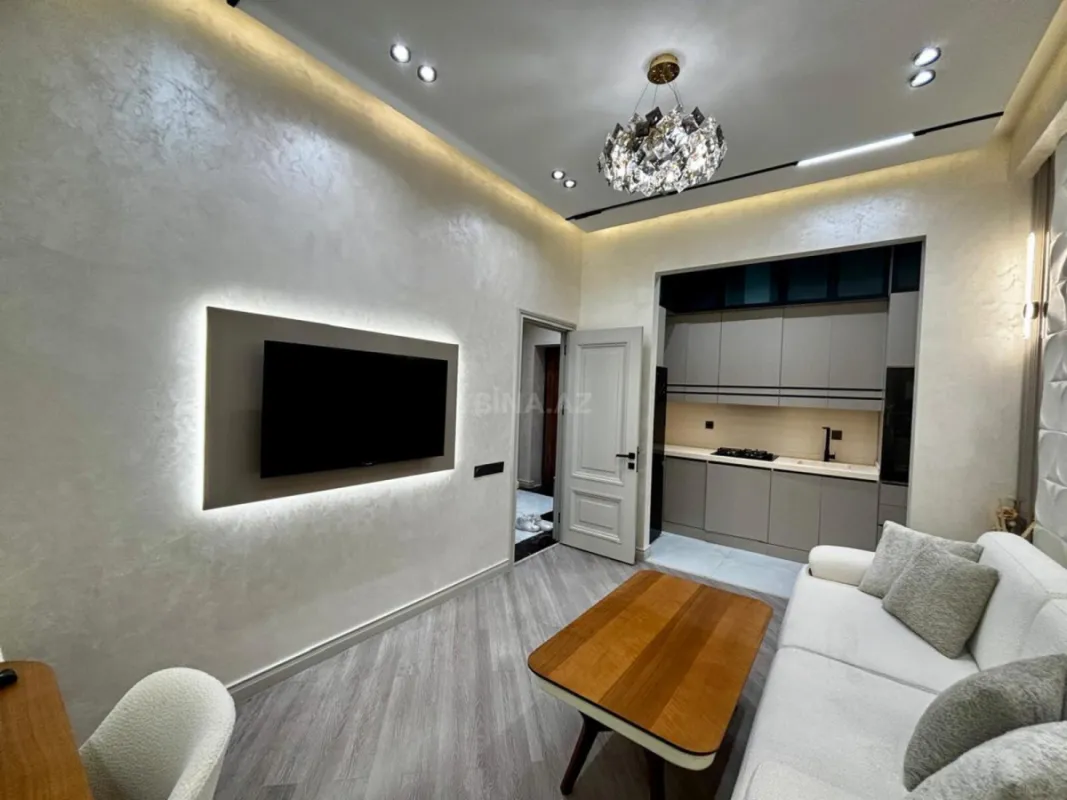 Kirayə verilir 2 otaqlı mənzil 61.7 m²