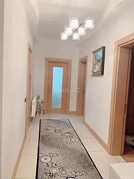 Kirayə verilir 2 otaqlı mənzil 98 m²