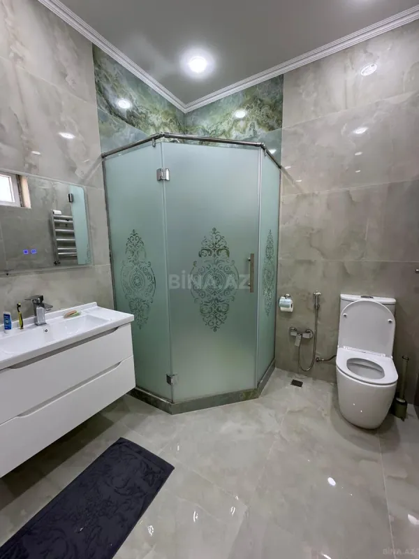 Satılır 7 otaqlı həyət evi 370 m²