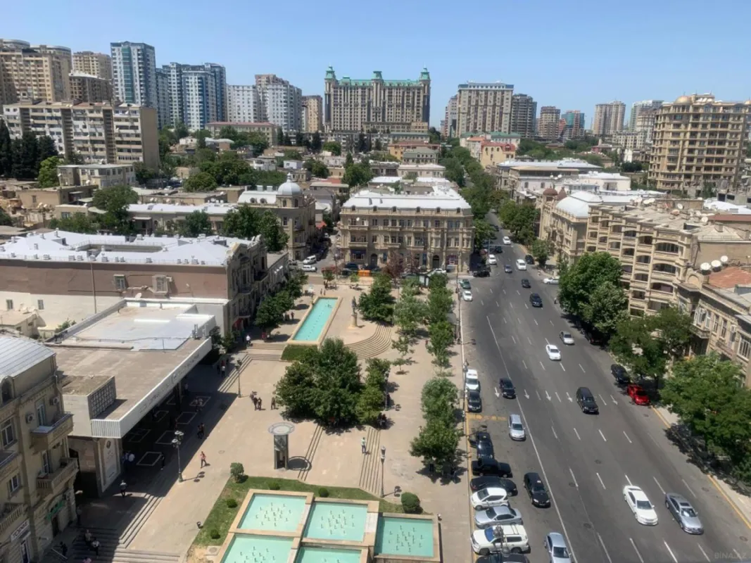 Kirayə verilir 3 otaqlı mənzil 120 m²