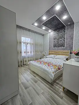 Satılır 6 otaqlı həyət evi 200 m²