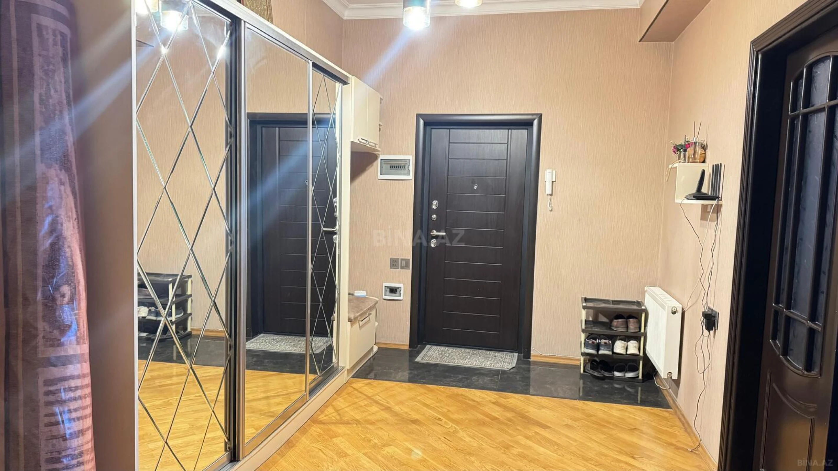 Kirayə verilir 3 otaqlı mənzil 100 m²