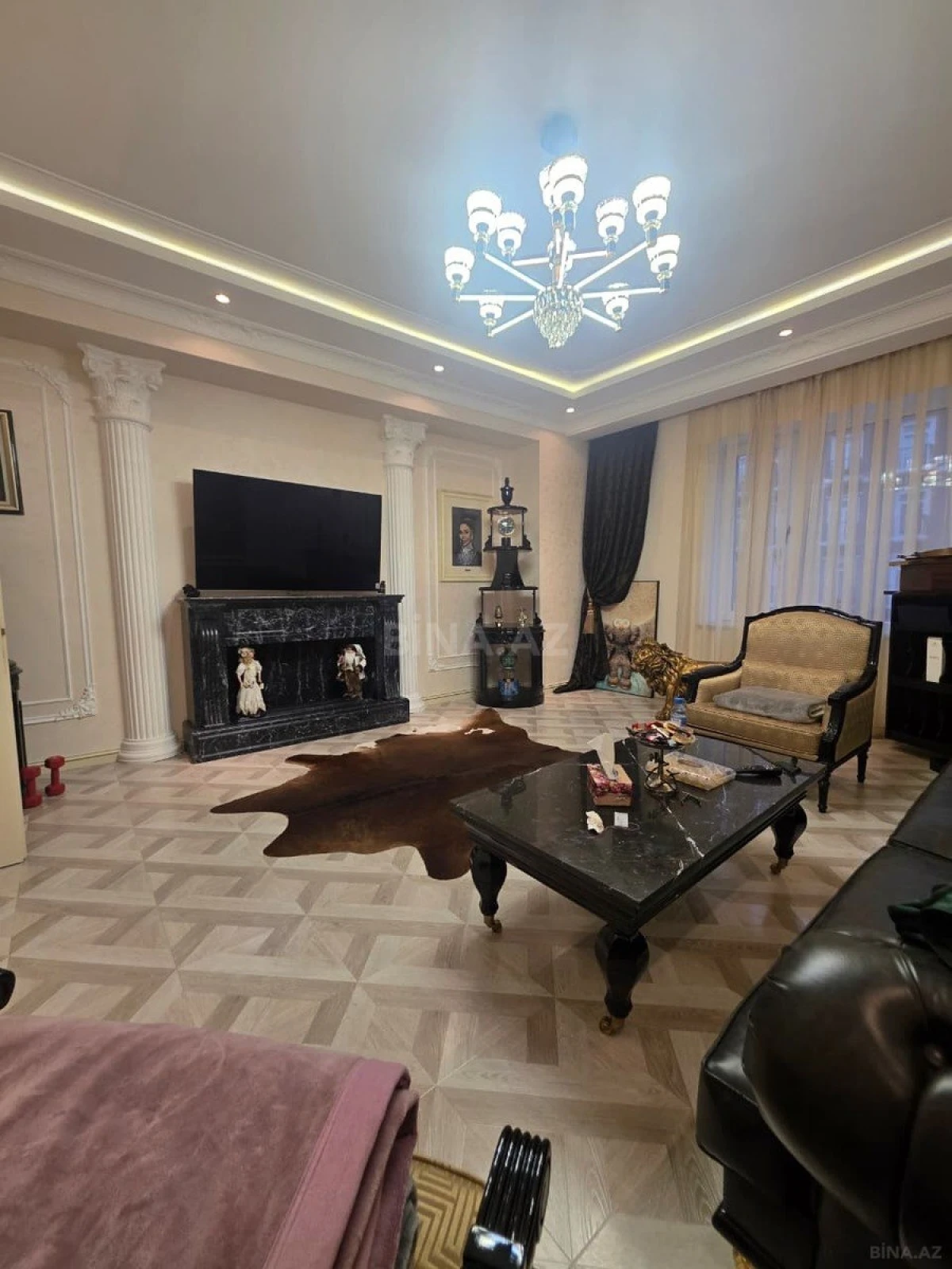 Satılır 3 otaqlı mənzil 136 m²