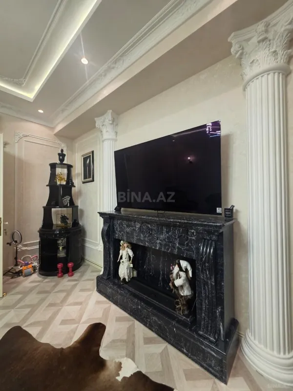 Satılır 3 otaqlı mənzil 136 m²