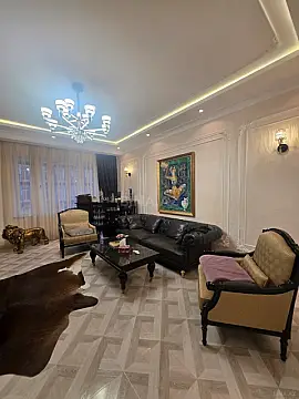 Satılır 3 otaqlı mənzil 136 m²