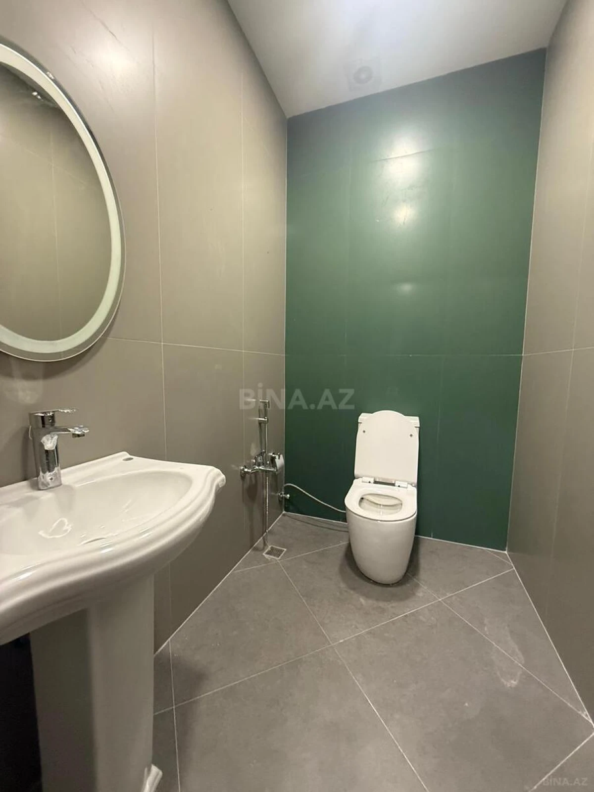 Kirayə verilir 5 otaqlı ofis 146 m²