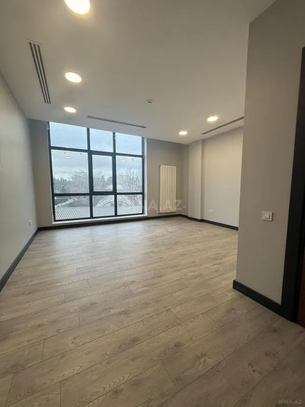 Kirayə verilir 5 otaqlı ofis 146 m²