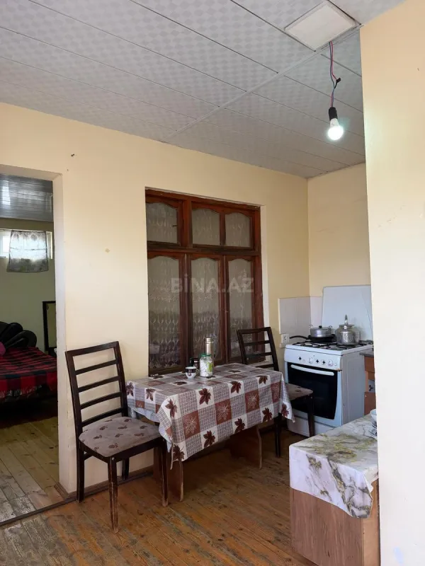 Kirayə verilir 2 otaqlı həyət evi 40 m²