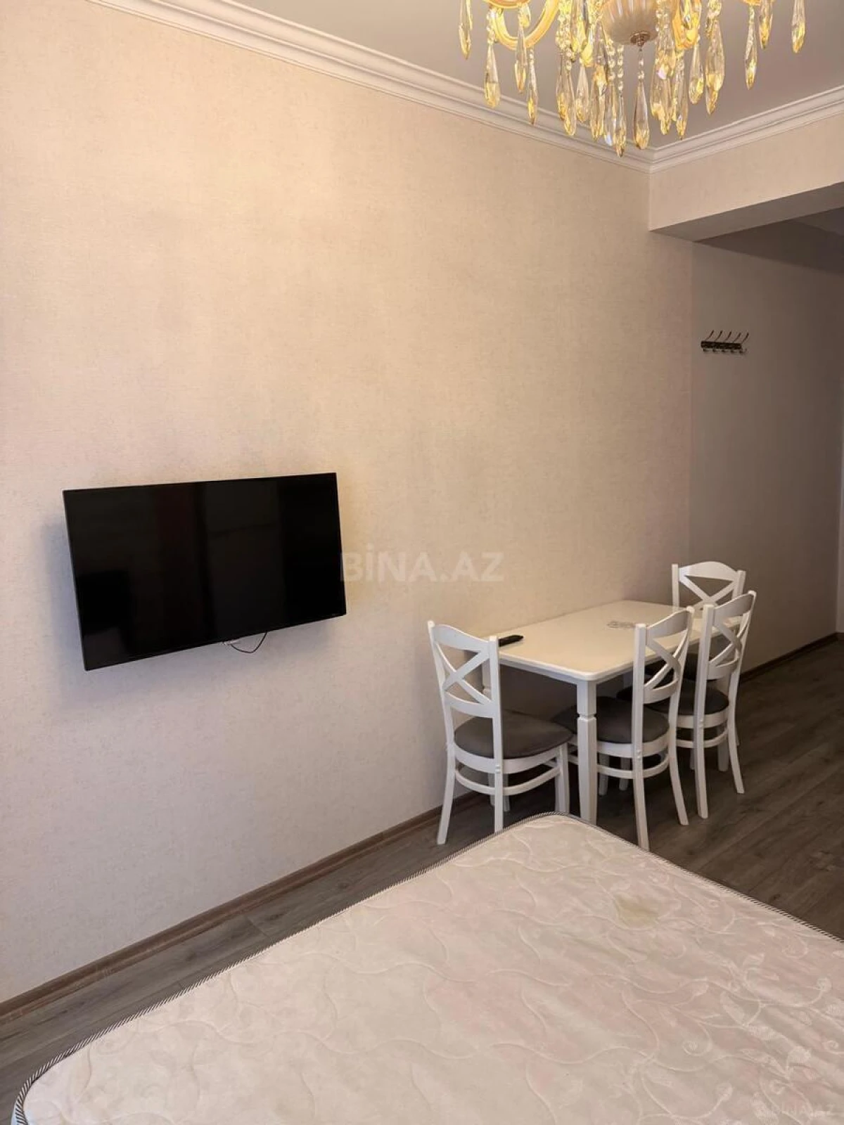 Kirayə verilir 1 otaqlı mənzil 40 m²