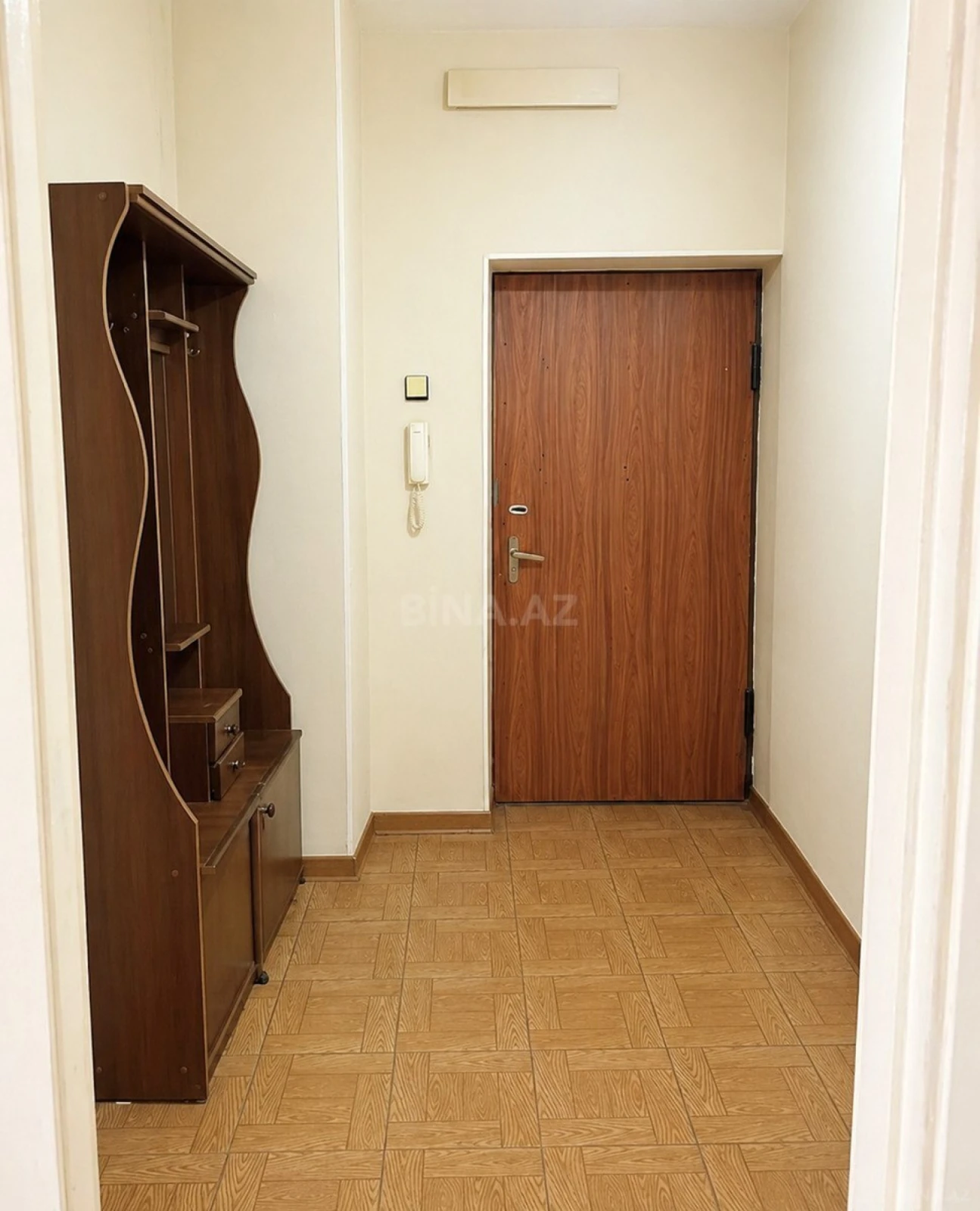 Kirayə verilir 4 otaqlı mənzil 74 m²
