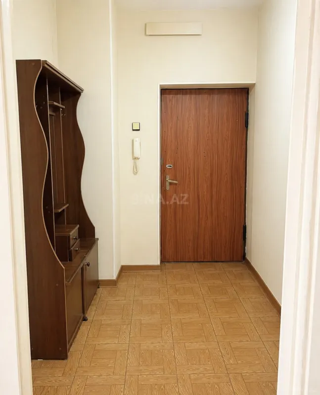 Kirayə verilir 4 otaqlı mənzil 74 m²