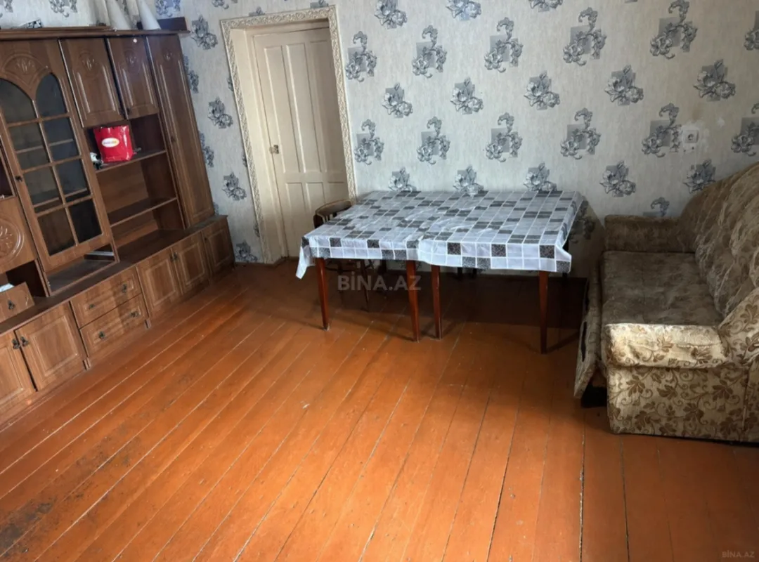 Kirayə verilir 4 otaqlı mənzil 74 m²