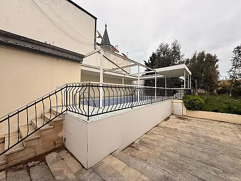 Satılır torpaq sahəsi 12 m²