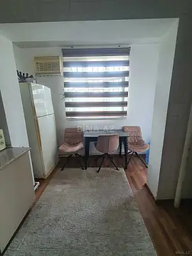 Satılır 2 otaqlı mənzil 70 m²