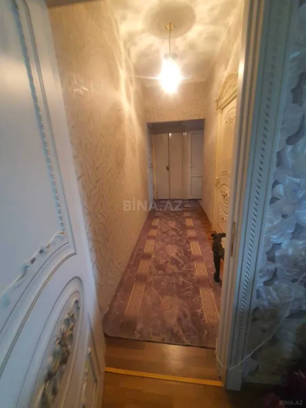 Satılır 2 otaqlı mənzil 70 m²